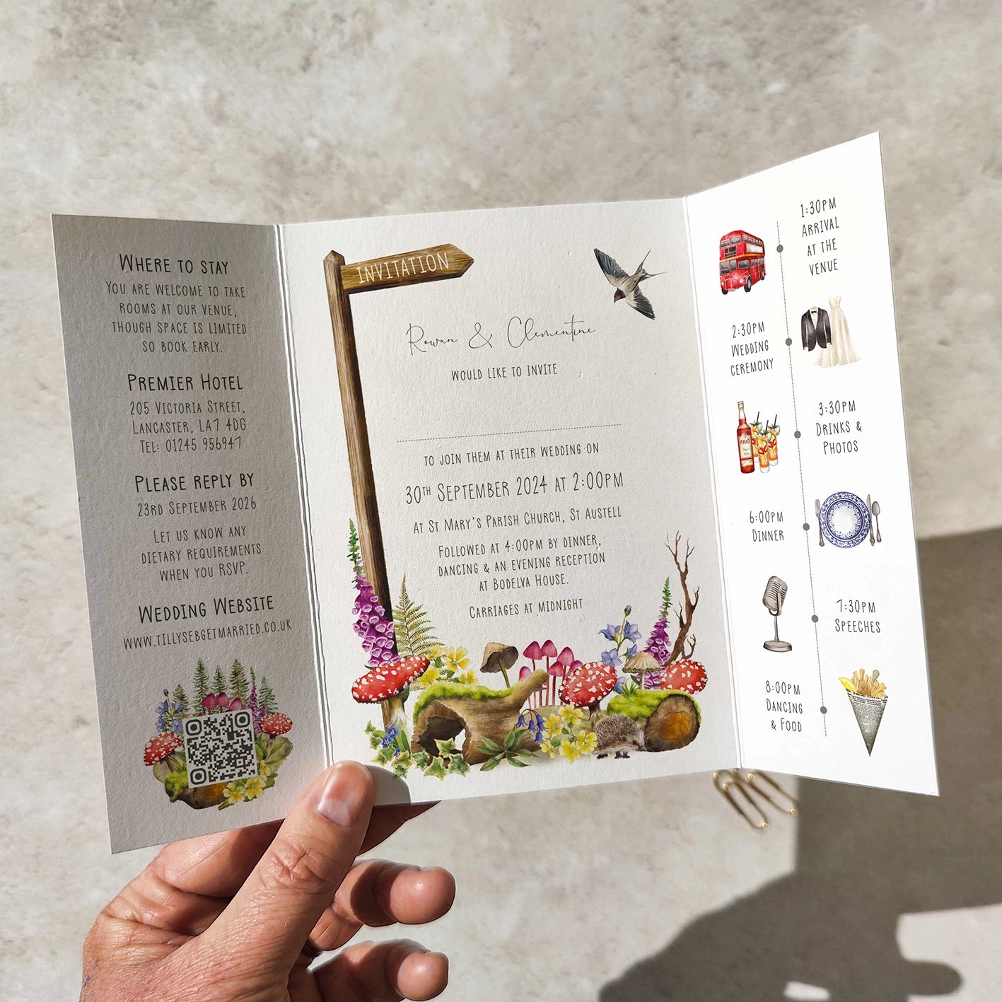 Woodland Animals Gatefolded A6 Invitation