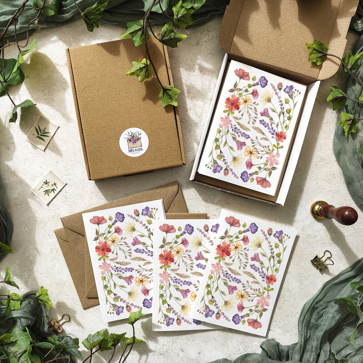 Delicate Wildflower Note Cards & Envelopes