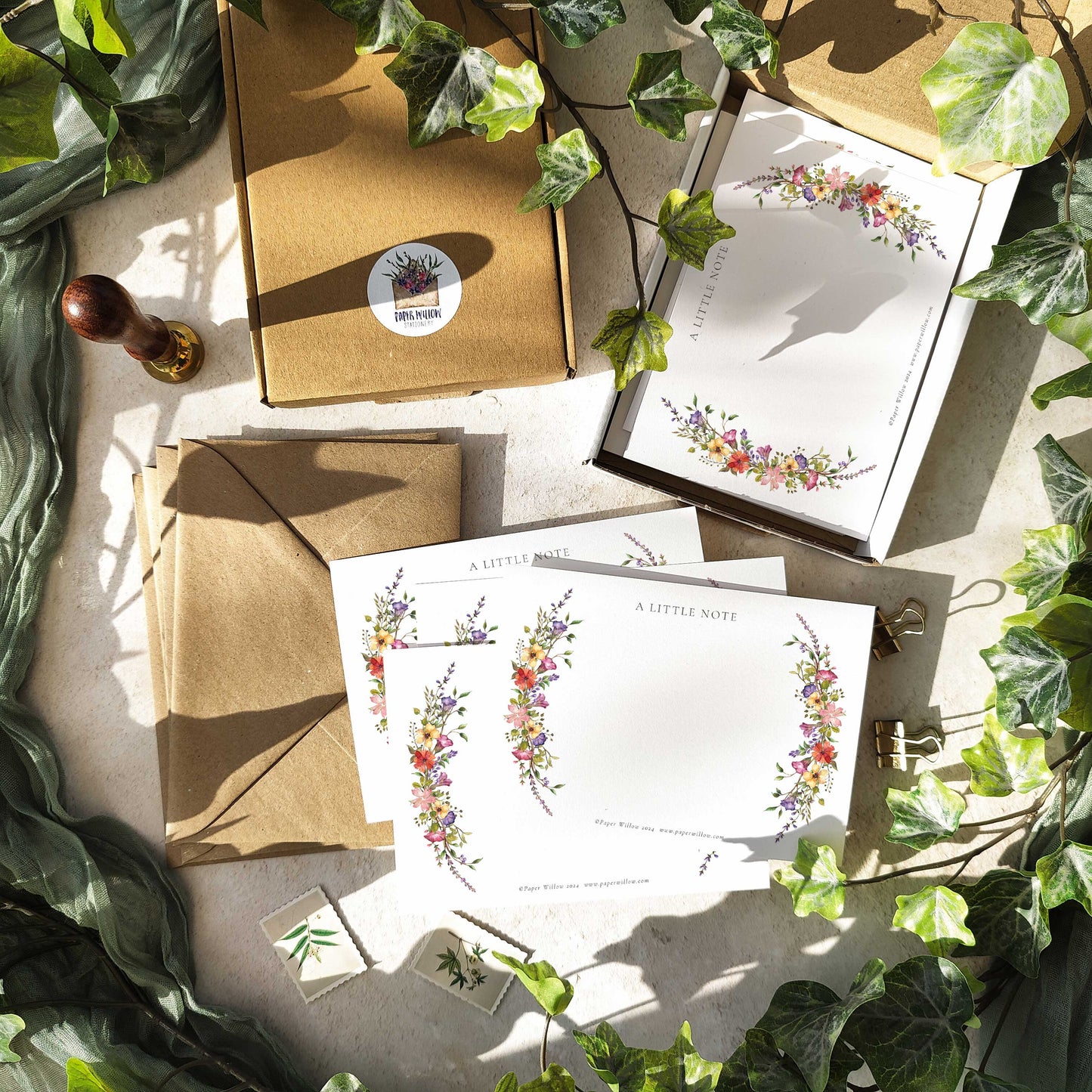 Delicate Wildflower Notelet Gift Set