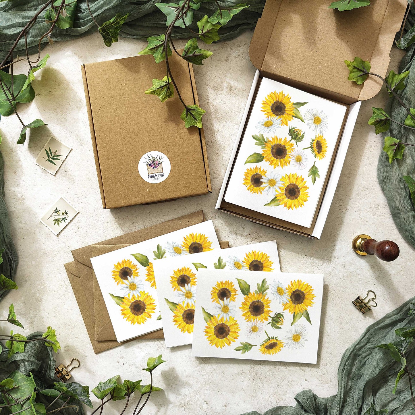 Sunflowers Note Cards & Envelopes