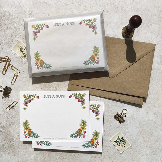 Vintage Retro Floral Notelet Gift Set