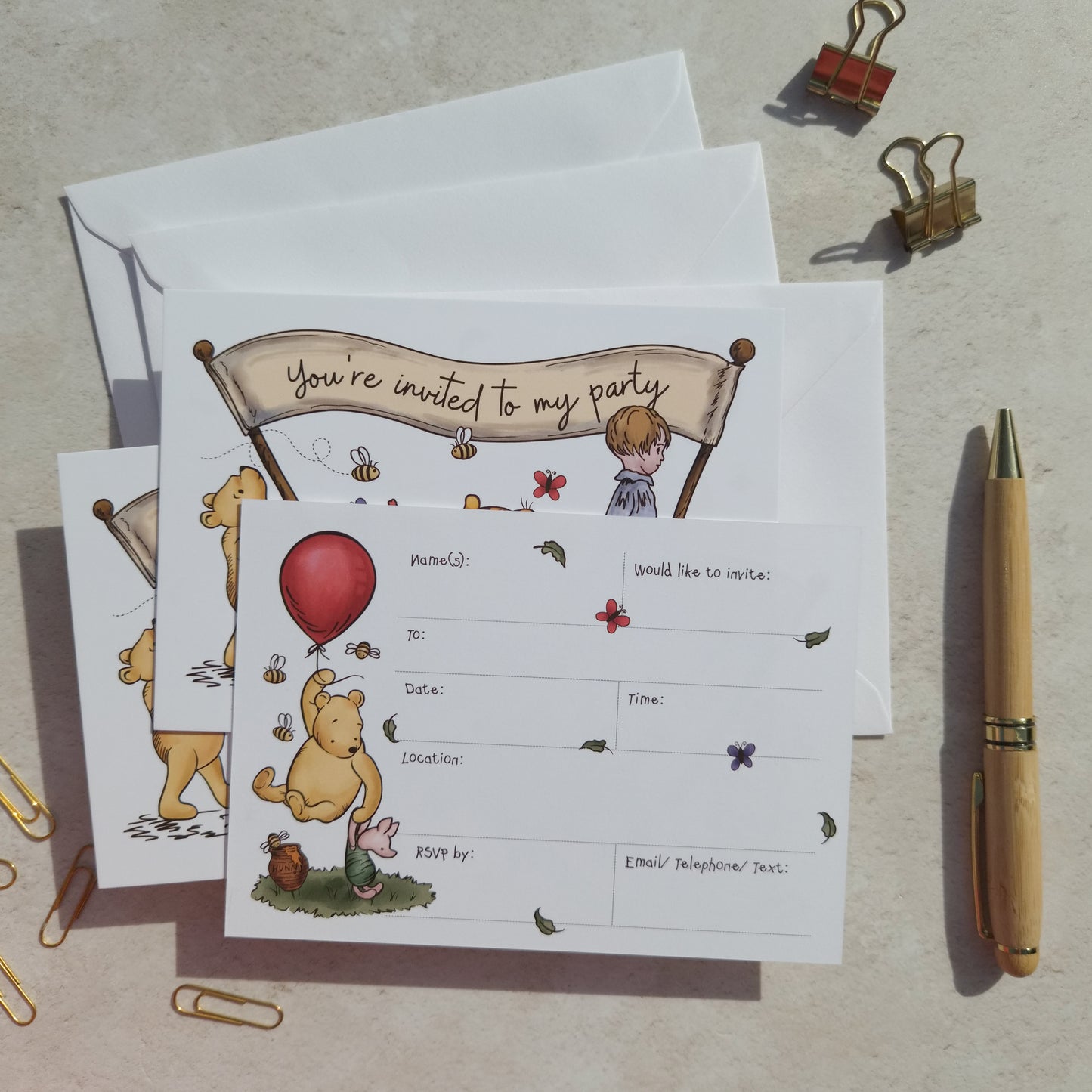10 x Winnie Banner Ready To Write Birthday Party Invitations and Envelopes